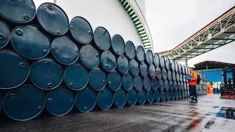 ইরানের ওপর তেল নিষেধাজ্ঞা কেন ব্যর্থ হয়েছে