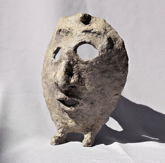 Paper_mache_mask_with_feet_with_grey_background_1_15